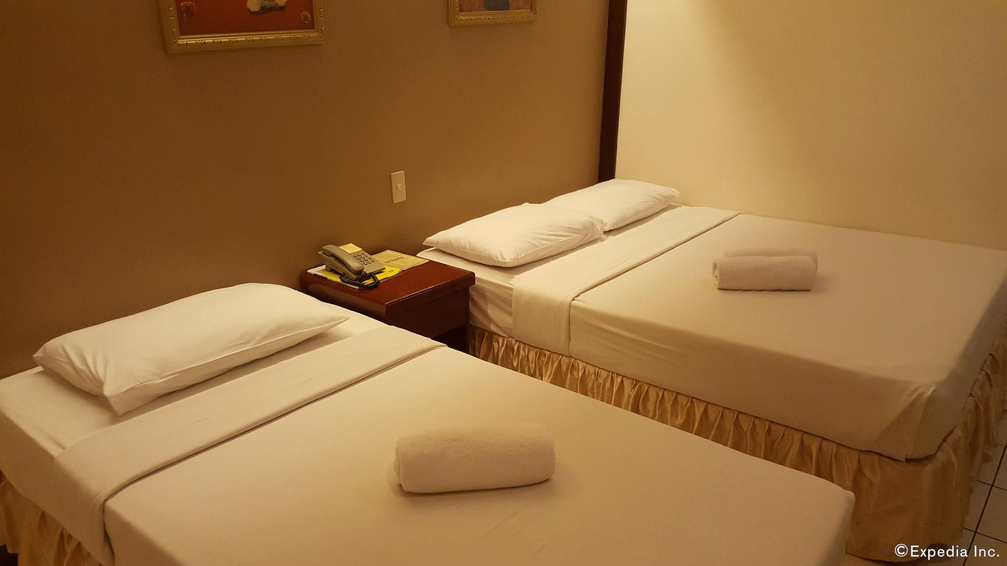 Dumaguete Royal Suite Inn Dumaguete City Exterior photo