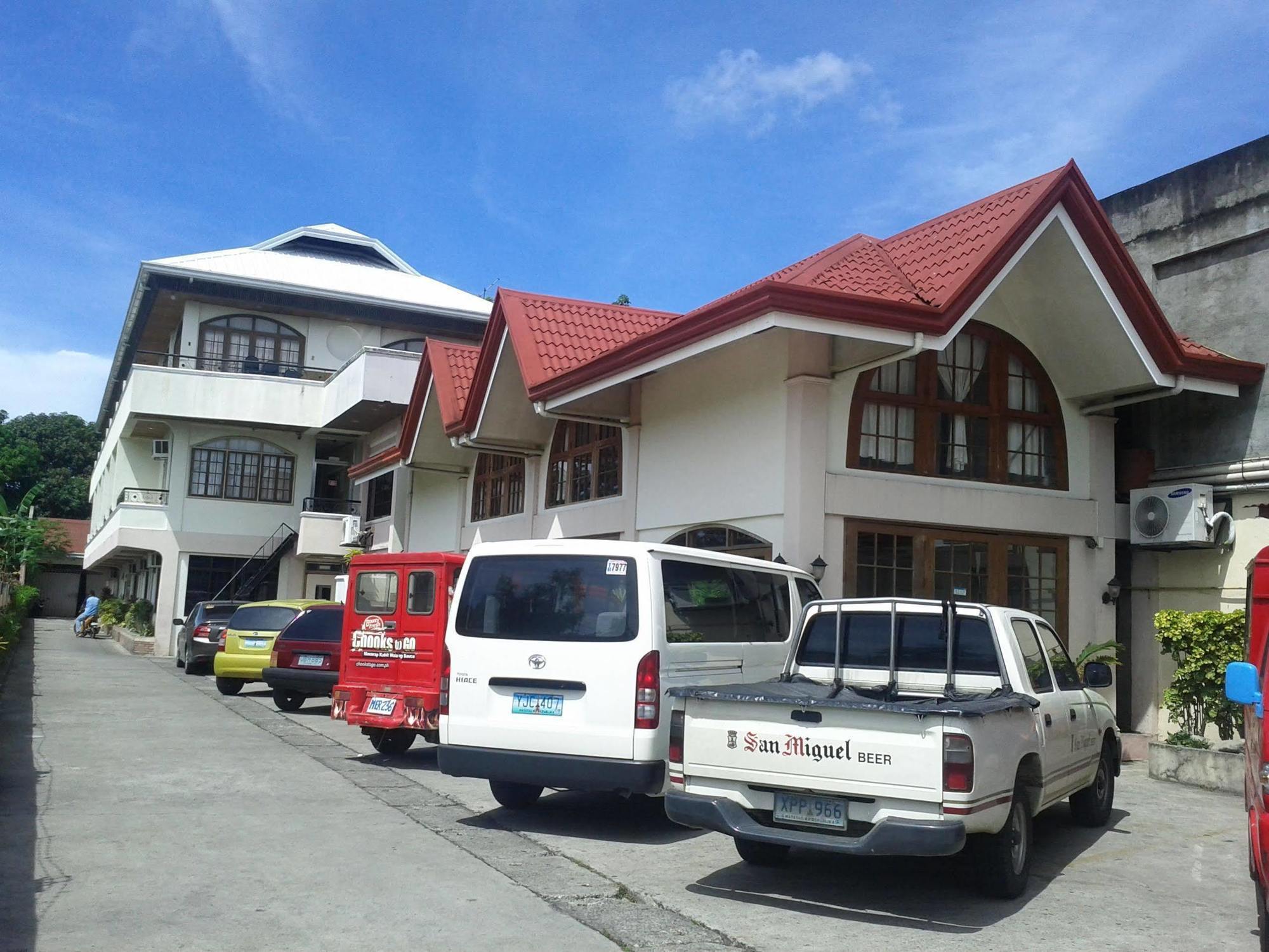 Dumaguete Royal Suite Inn Dumaguete City Exterior photo